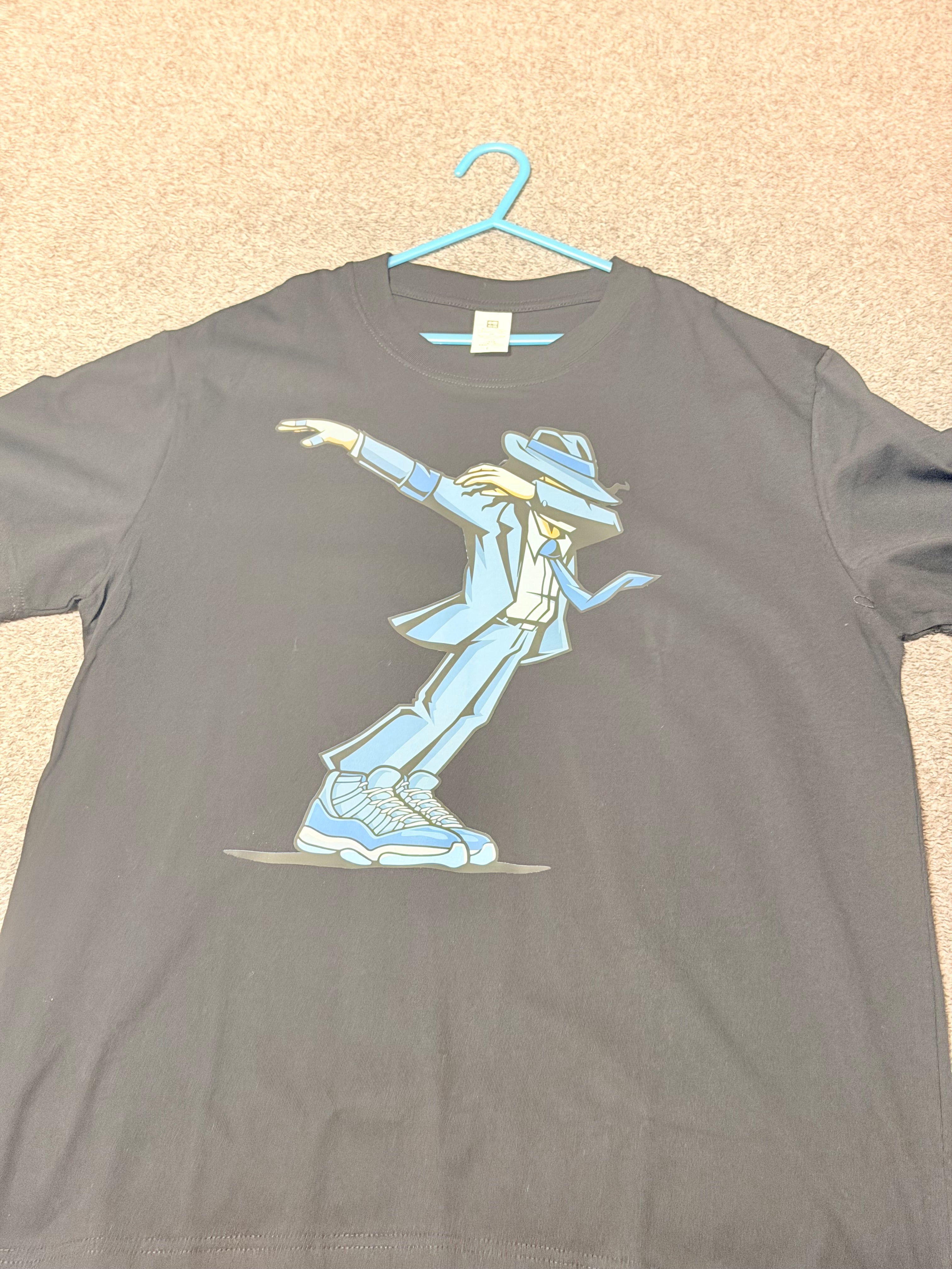 Blue Jackson Lean black tee